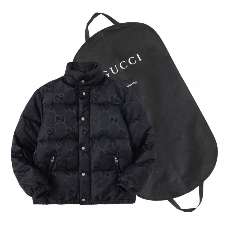 G*u*i down coat